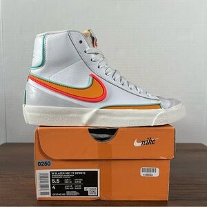 Nike Blazer Women's Mid '77 Infinite Kumquat' Size 5.5